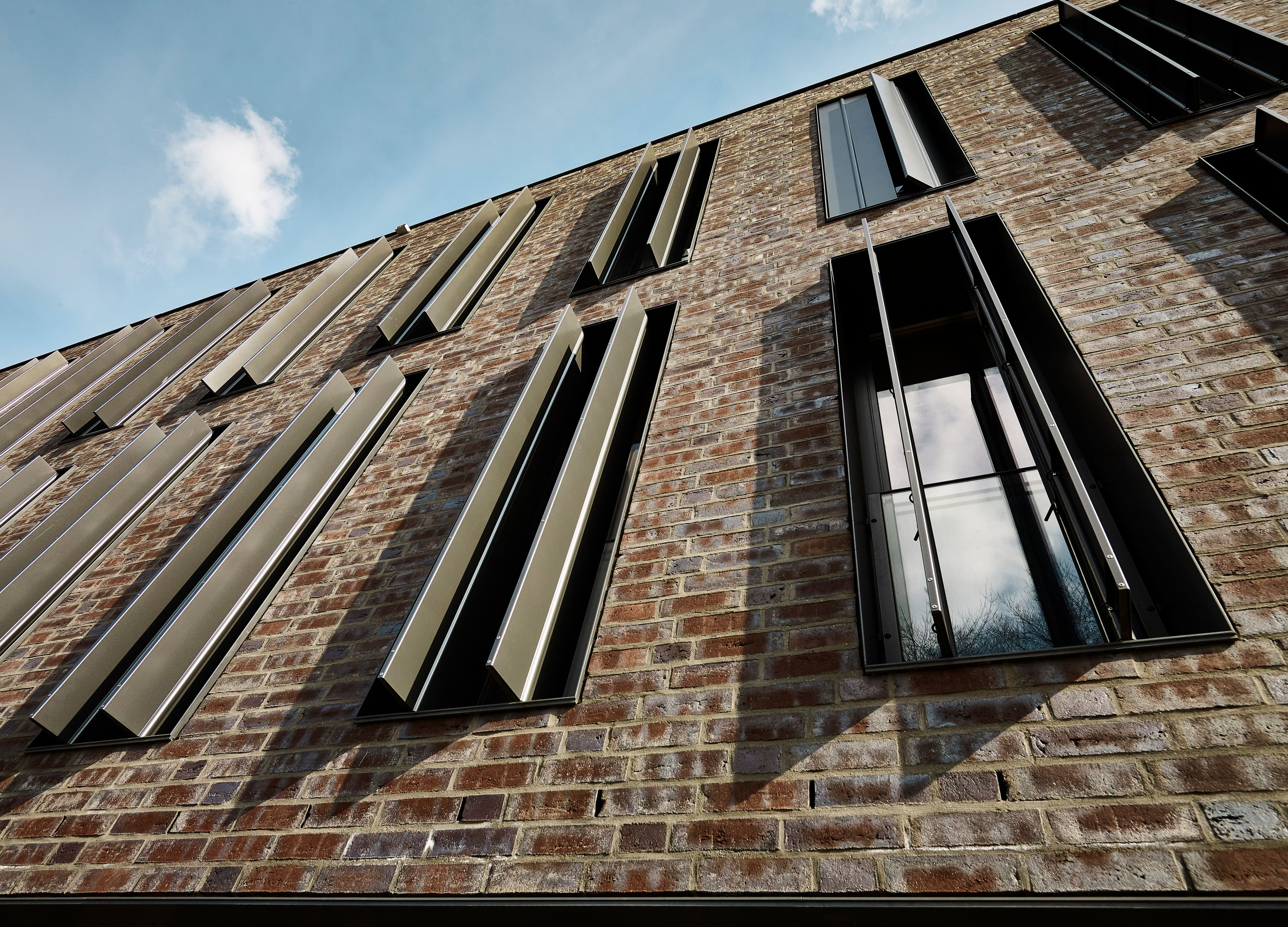 JVA Düppel Fensterflügel von unten