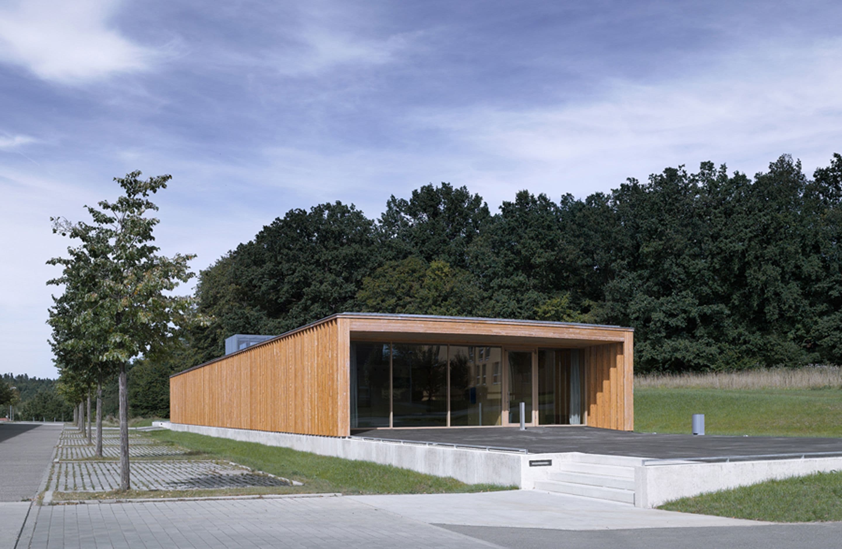 Cafeteria Aalen Perspektive Aussen Blick auf Eingang