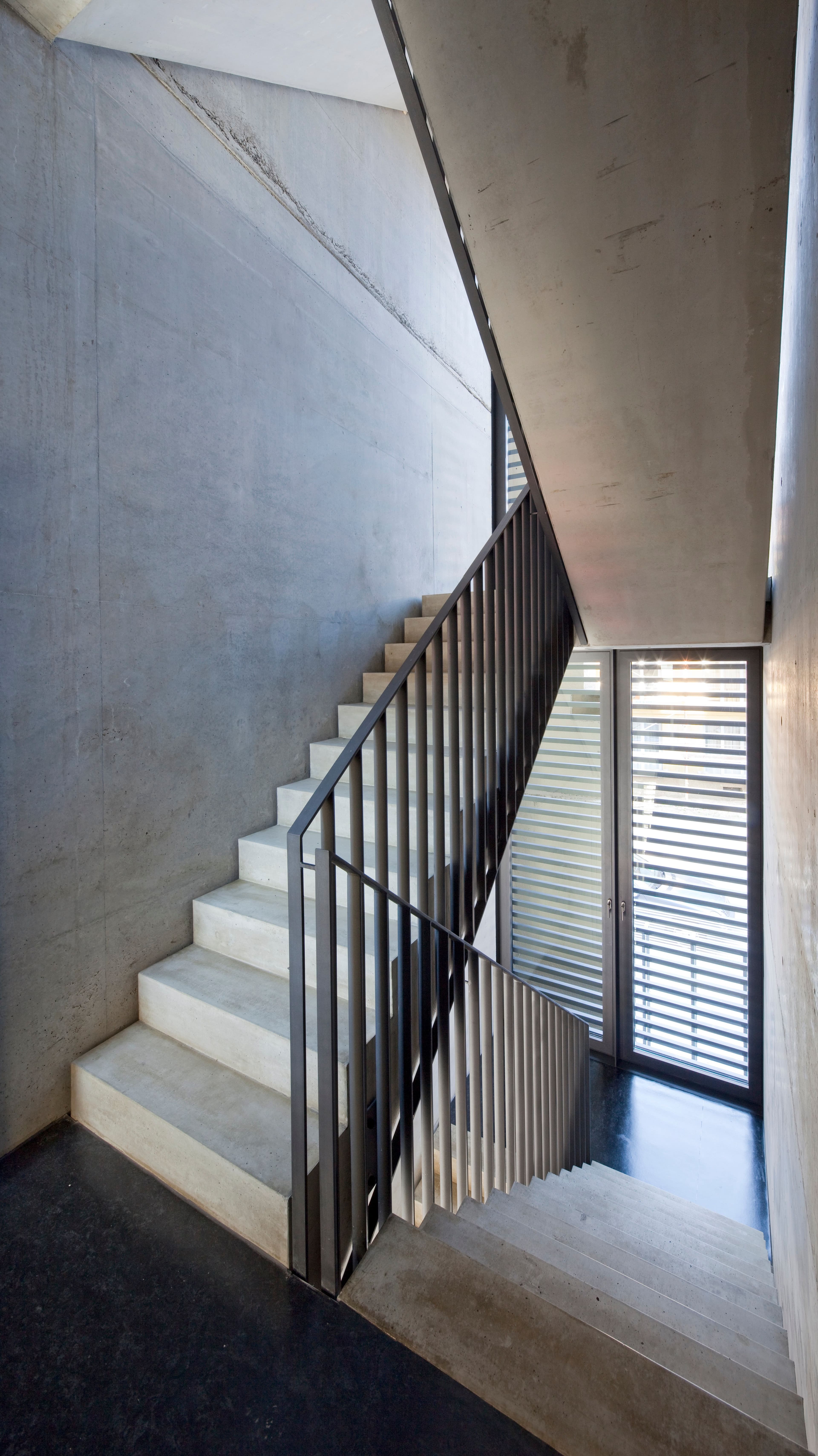 Fakultät für Gestaltung Pforzheim Blick Treppenhaus