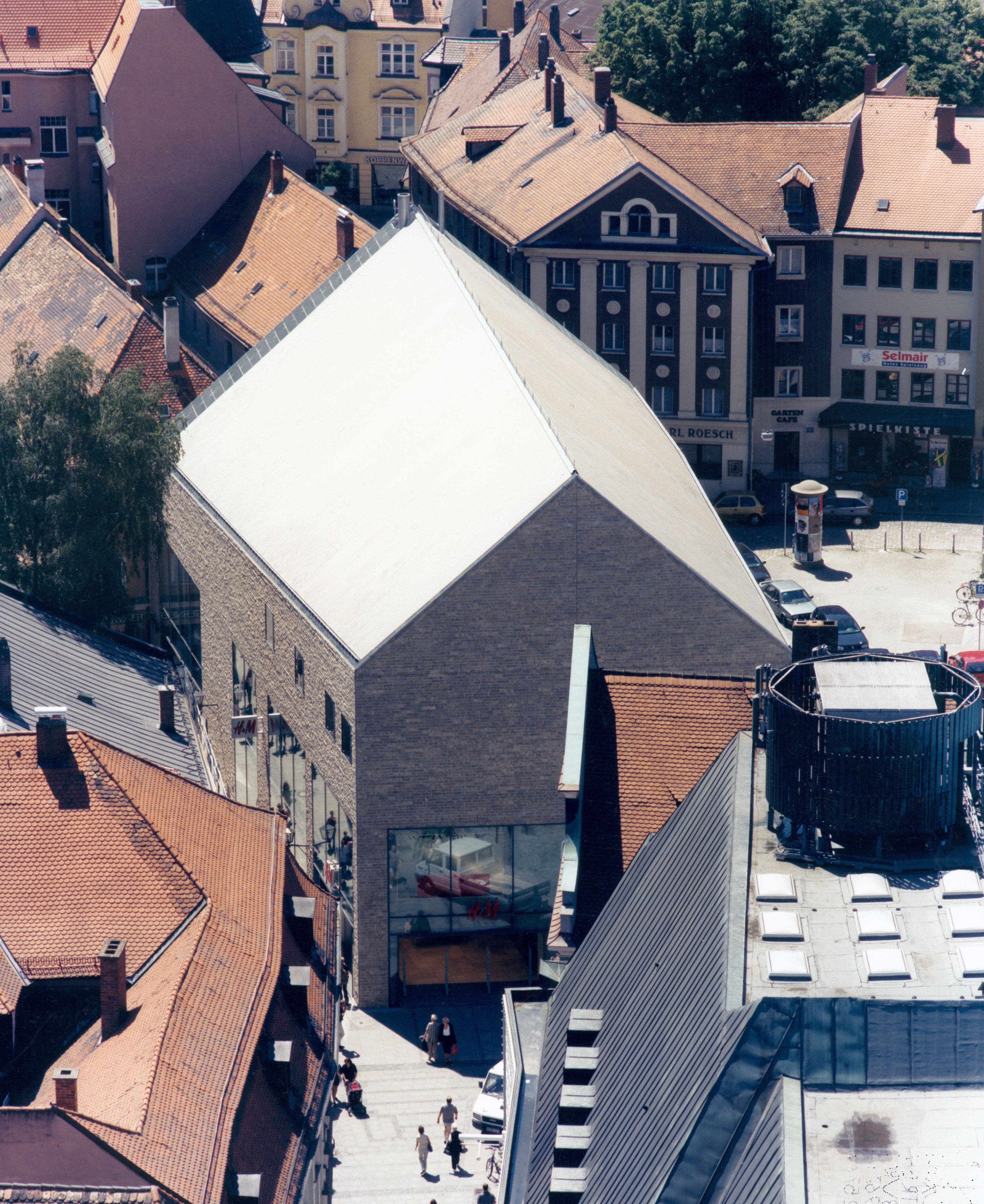 Geschäftshaus am St.-Kassians-Platz Luftaufnahme