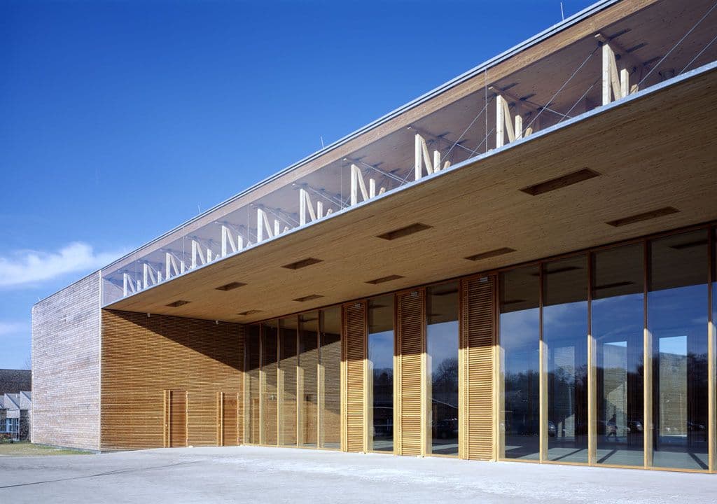 Fachober- und Berufsoberschule Memmingen Perspektive Vordach