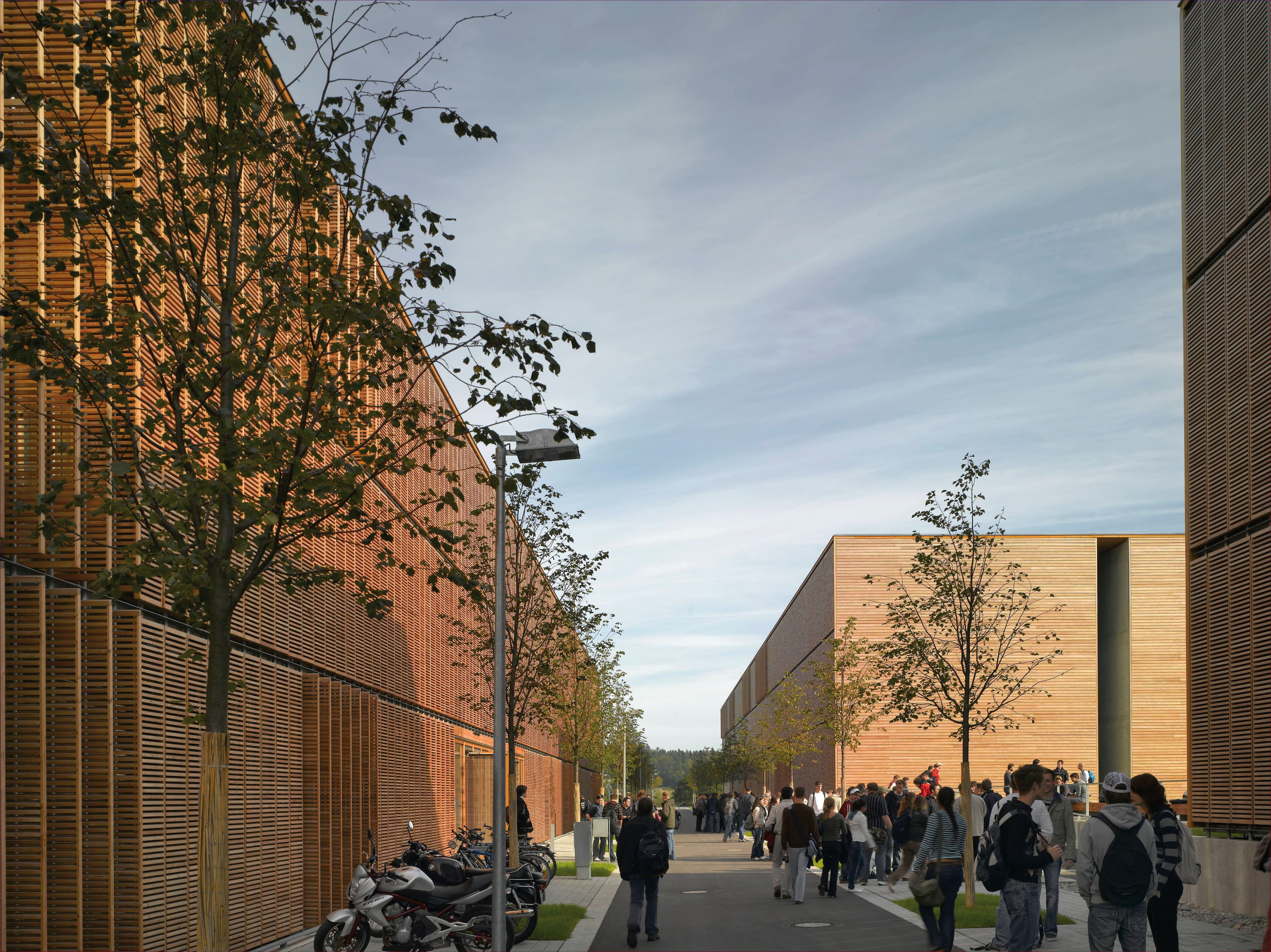 Hochschule für Technik und Wirtschaft Aalen Blick Mittelachse Campus